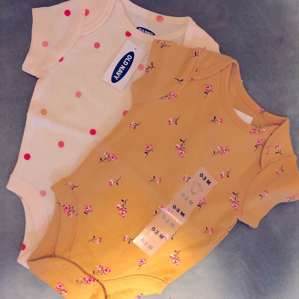 NWT 2xSet Baby Short-Sleeve Floral Print Bodysuit